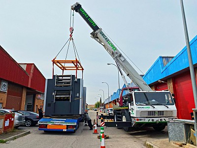 Descarga de porta bobinas imprenta 11 ton