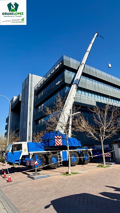 Colocación de equipos de climatización. Gestionamos todos los permisos de corte y ocupación de calle.